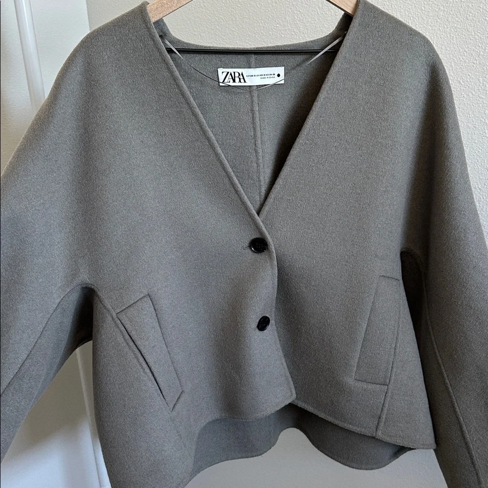 ZARA DOUBLE FACED WOOL KIMONO CARDIGAN ZW
COLLECTION - Picture 5 of 7